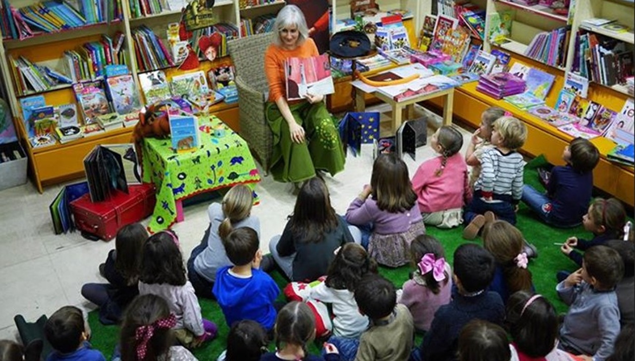 Narración de cuentos para niños niñas y bebés de 1 a 7 años